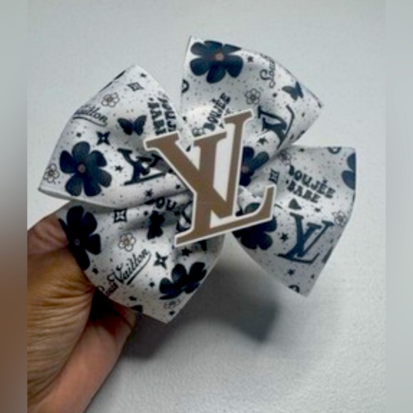 Louis Vuitton Monogram Bow Hair Clip